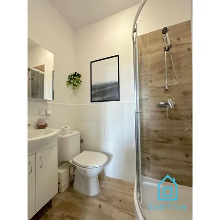 Birch - Peaceful Retreat, 10 Minutes To Old Town & Seaside *